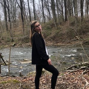 Meet your Posher, Allie